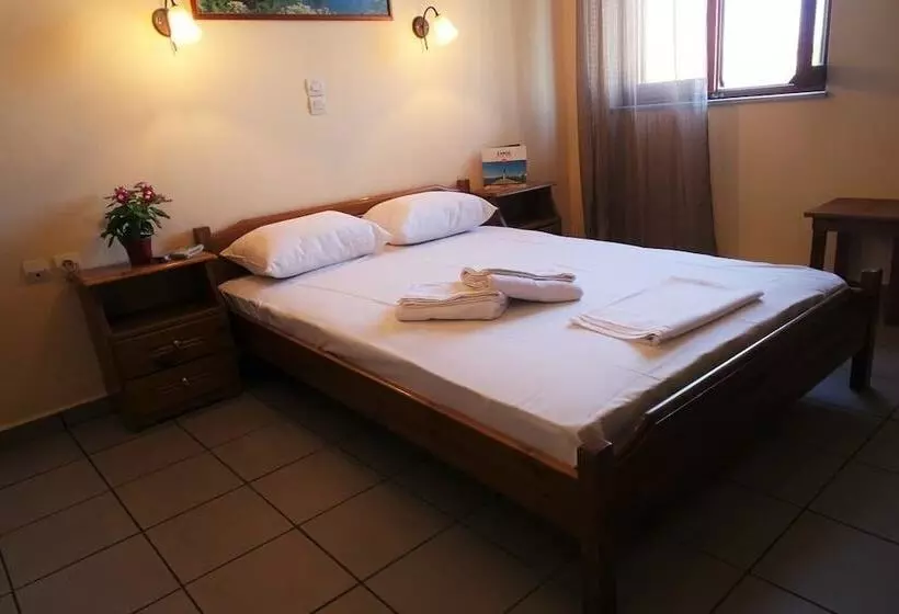 Pensió Ermis Studios