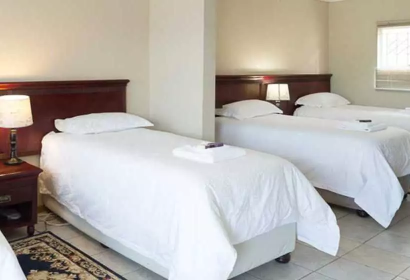 پانسیون Lakeview Guest House