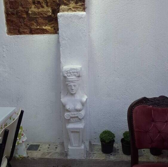 پانسیون Limaki Konak Sirince