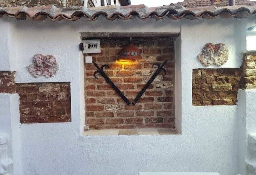 پانسیون Limaki Konak Sirince