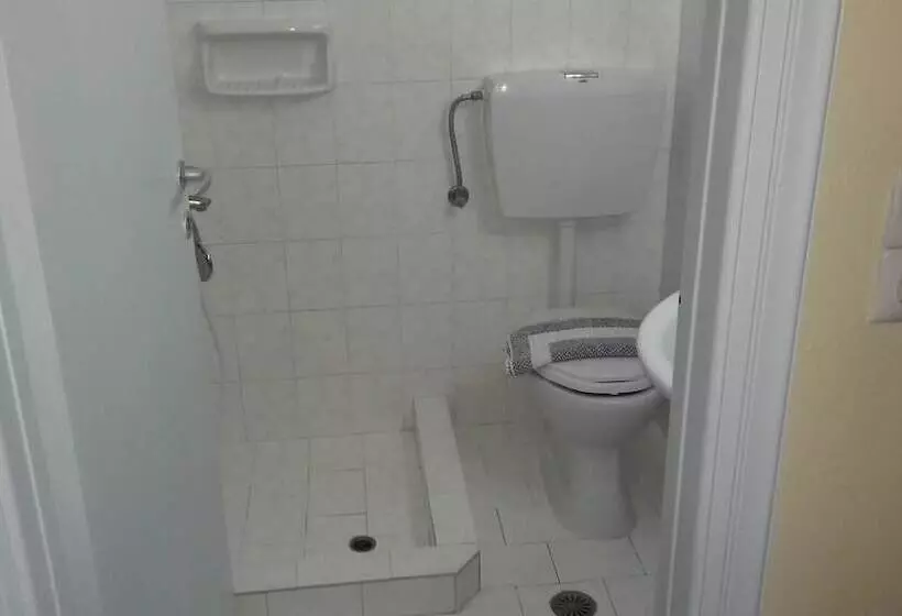 پانسیون Villa Maria