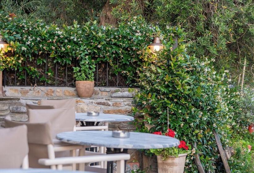 Пансион Oreiades Guesthouse