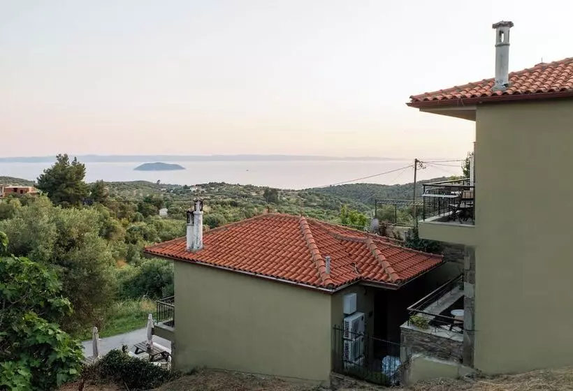 Majatalo Oreiades Guesthouse