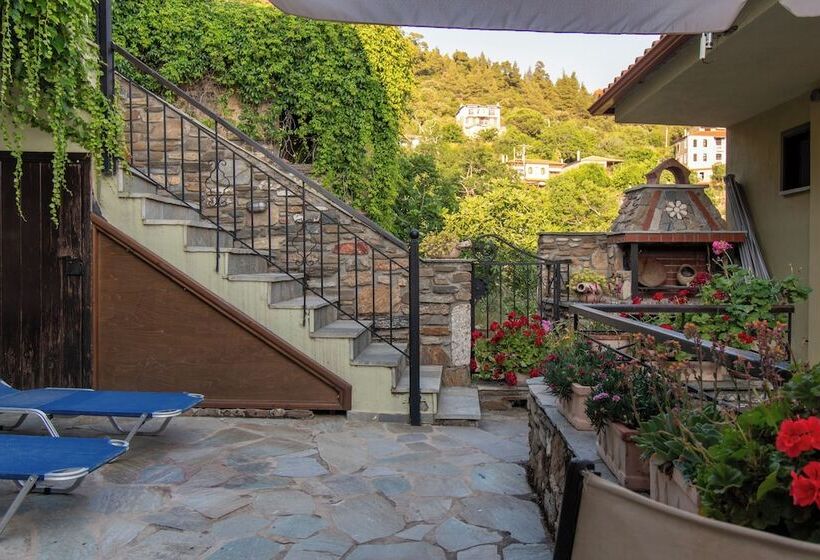 펜션 Oreiades Guesthouse