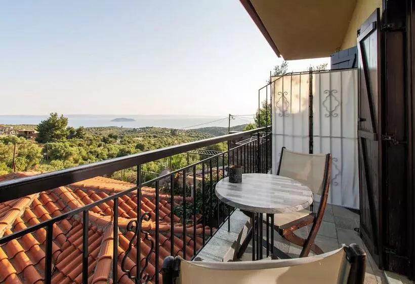 Majatalo Oreiades Guesthouse