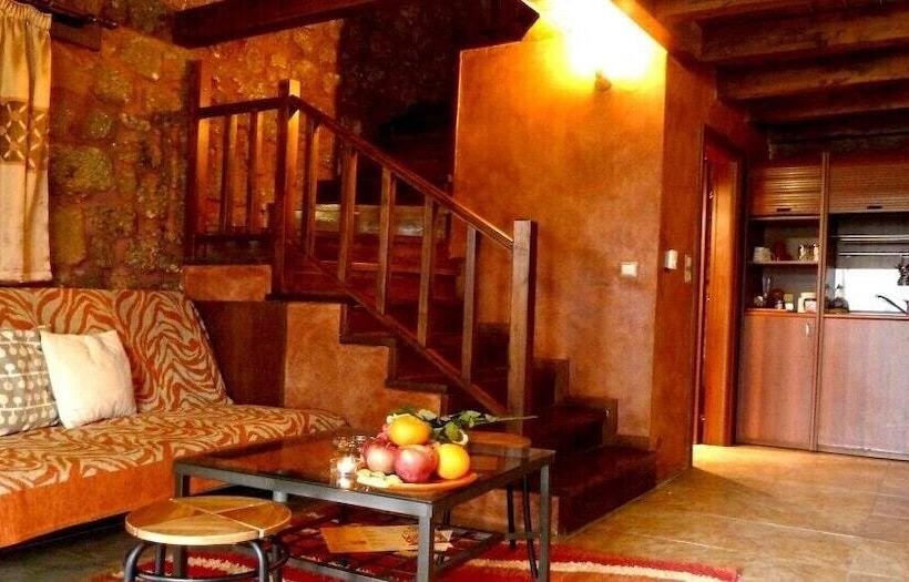 ペンション Paliokastro Guesthouse