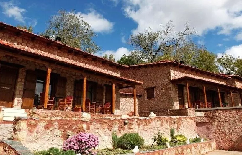 Majatalo Paliokastro Guesthouse