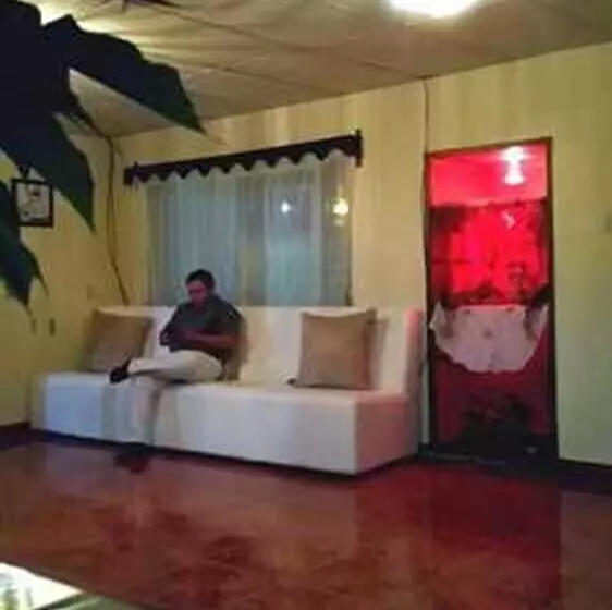 پانسیون Patio De Joan