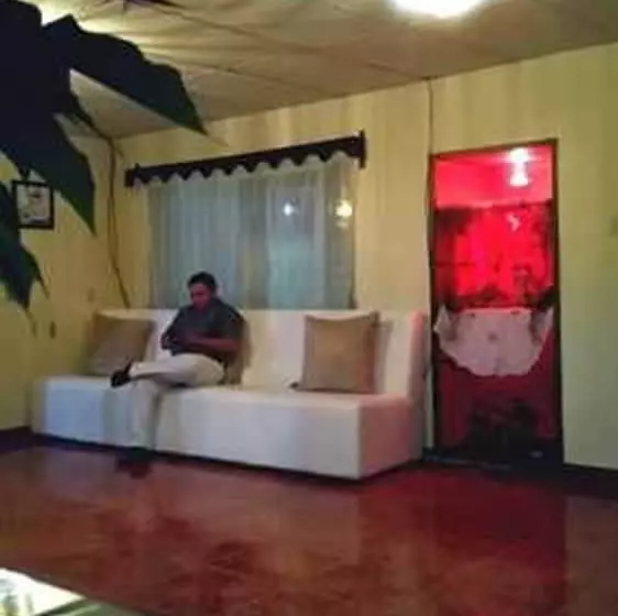 پانسیون Patio De Joan