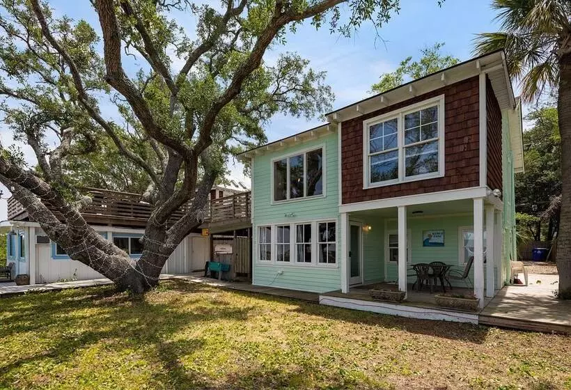 Majatalo Riverside Inn And Cottages