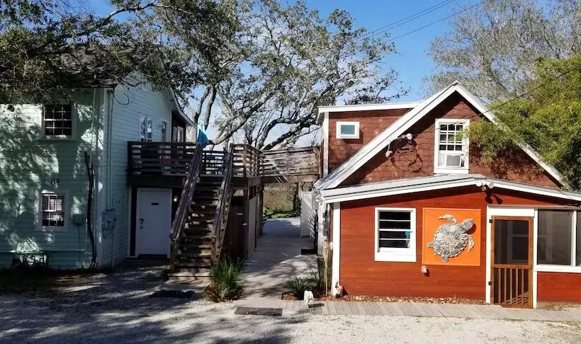 Majatalo Riverside Inn And Cottages