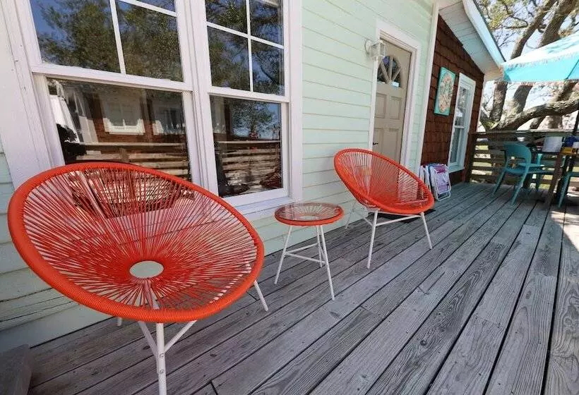 Majatalo Riverside Inn And Cottages