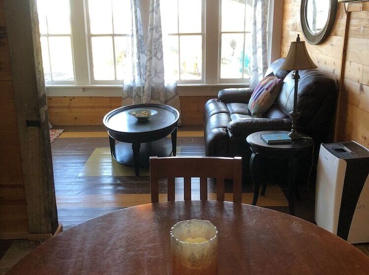 Пансион Riverside Inn And Cottages