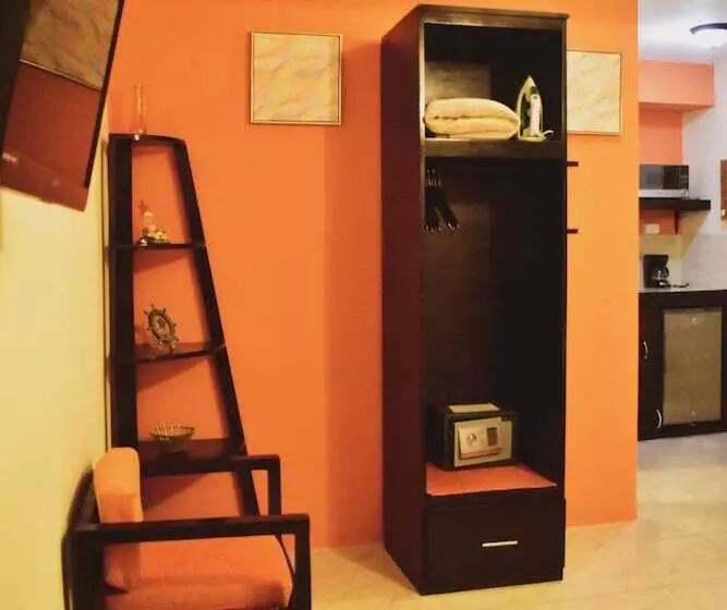 Majatalo Sir Angel's Guesthouse