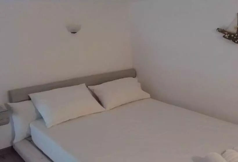 پانسیون Villa Maria