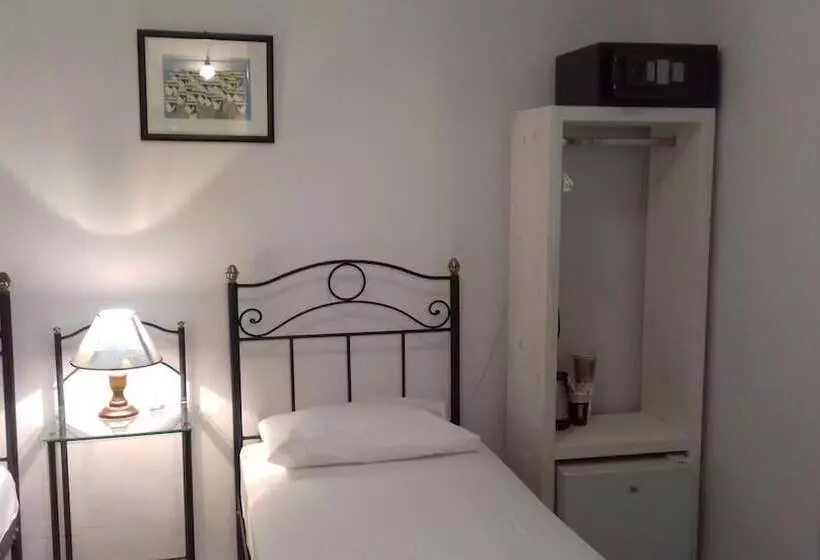 پانسیون Villa Maria