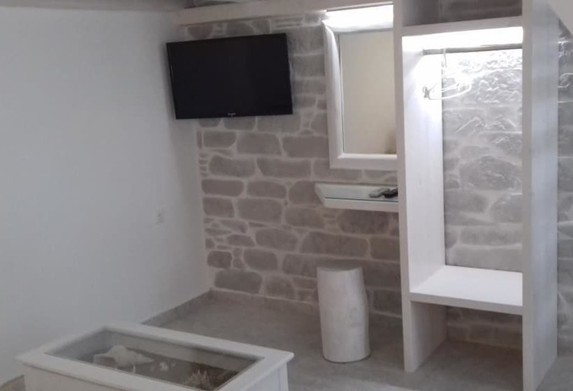 پانسیون Villa Maria