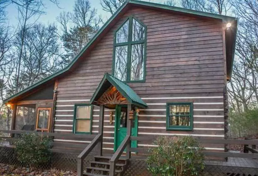 Poppy`s Mountain House