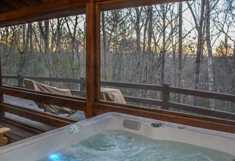 Poppy`s Mountain House