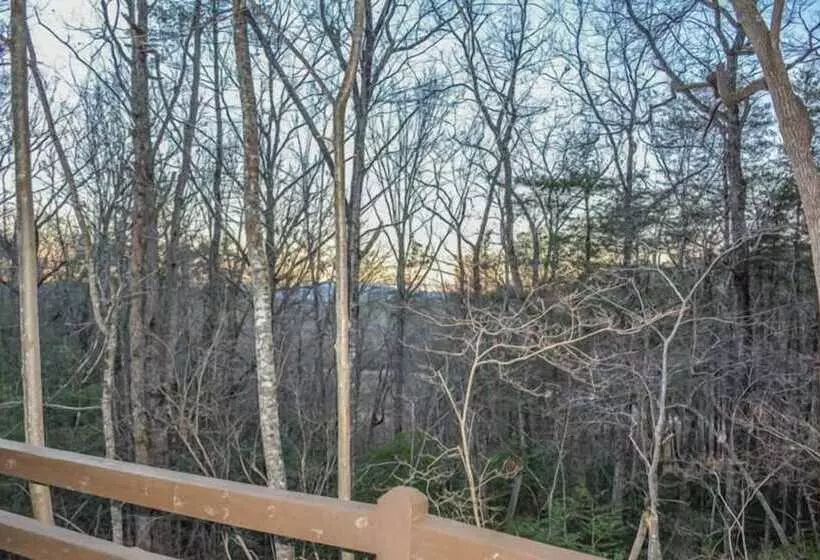 Poppy`s Mountain House