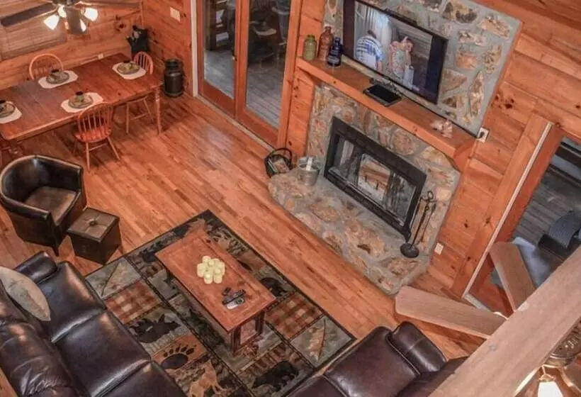 Poppy`s Mountain House