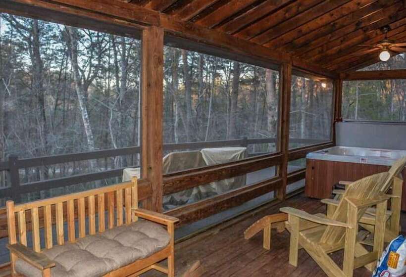 Poppy`s Mountain House