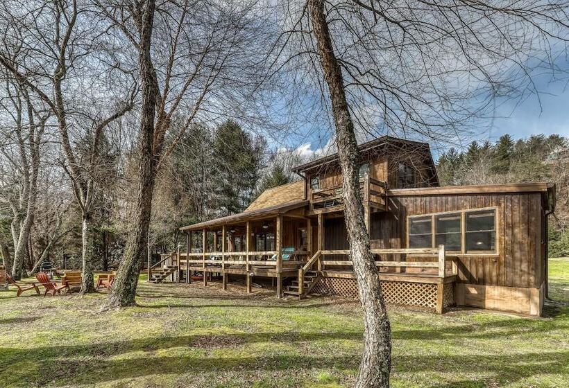 Toccoa River Retreat