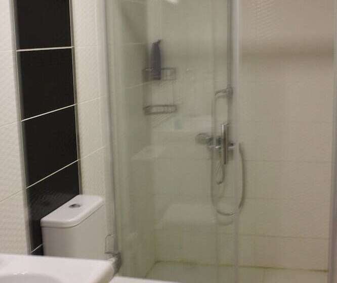 Urla Tarihi Han Otel