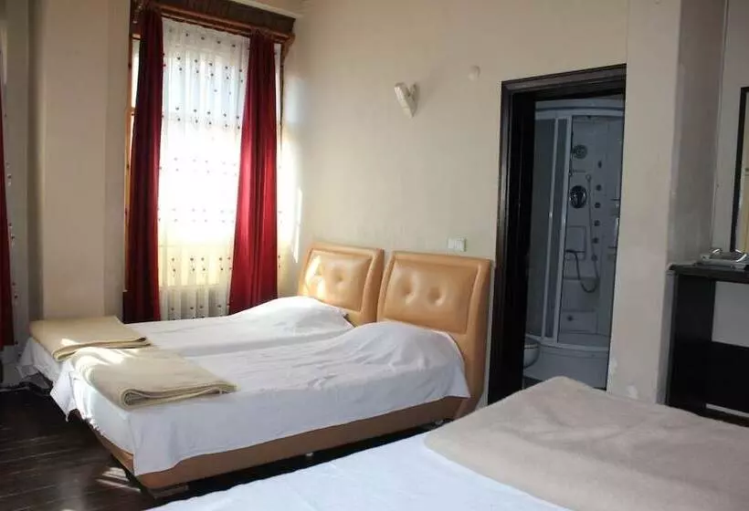 Urla Tarihi Han Otel