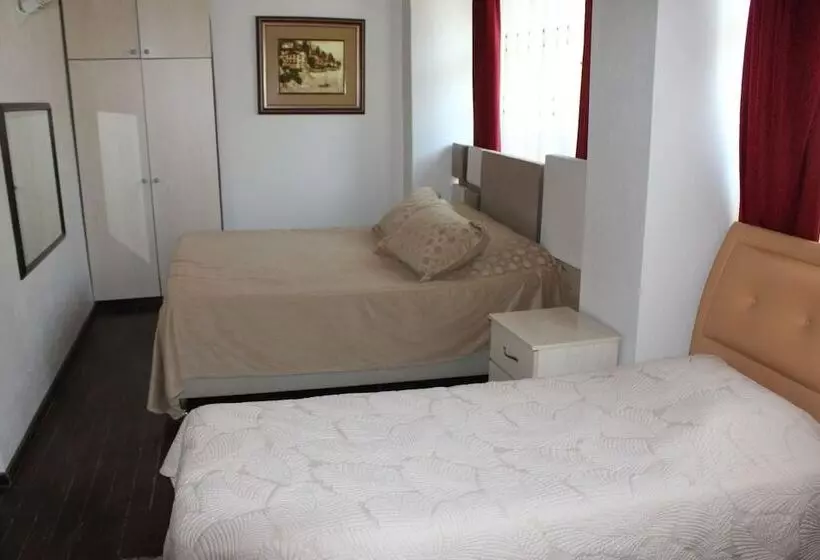 Urla Tarihi Han Otel