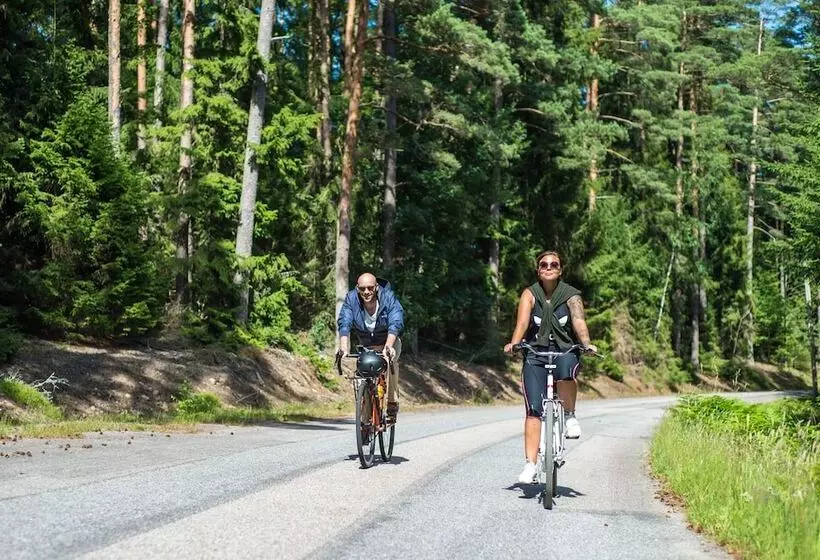 Aamiaismajoitus (B&B) Hägern Bed & Nature