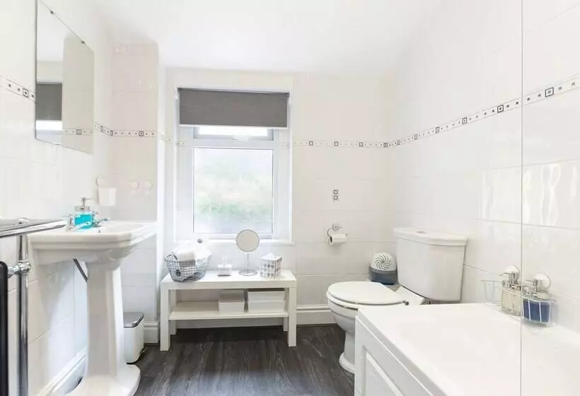 Bobbin Cottage