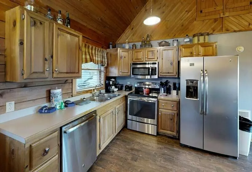 Cozy 1 Bedroom Cabin By Redawning