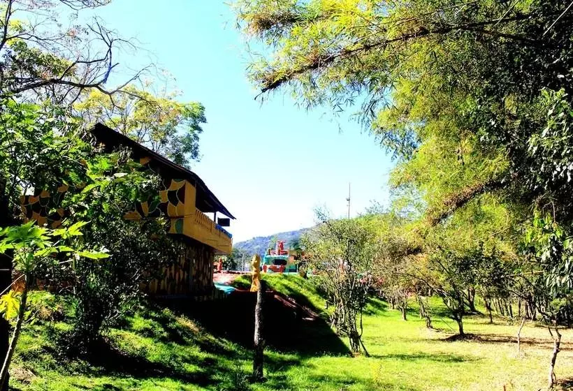 Hotelli Club Paradise