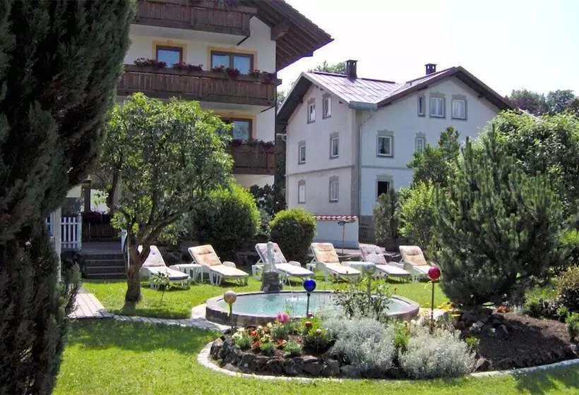 Hotelli Garni Schmideler