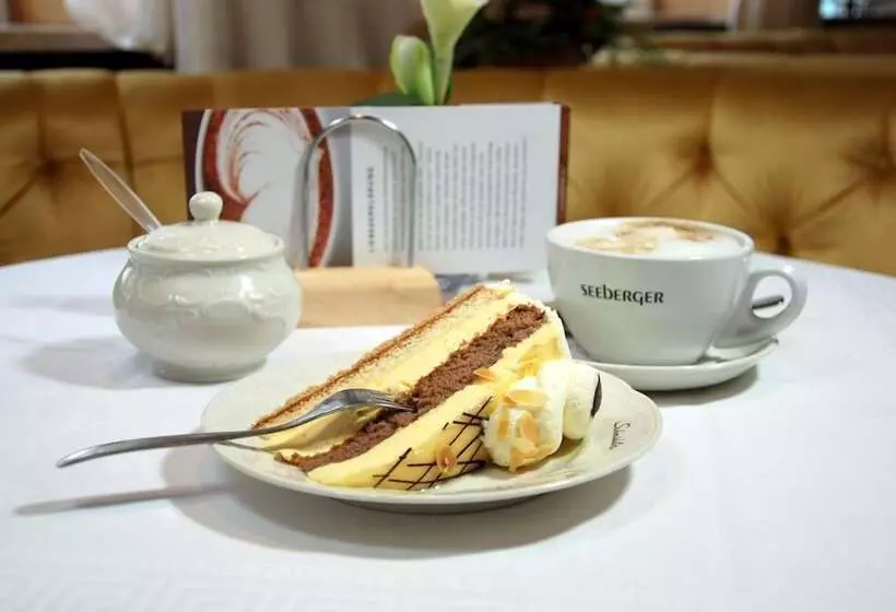 Hotelli Garni Schmideler