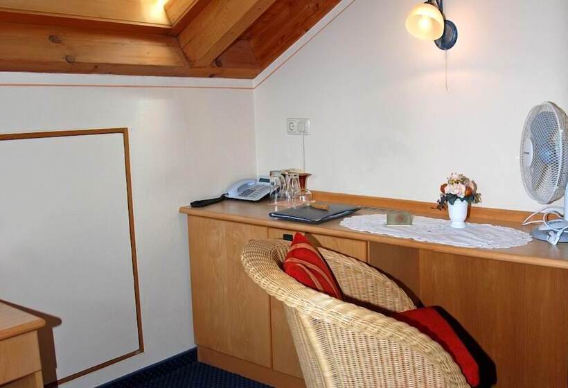 Отель Garni Schmideler