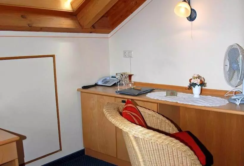 Hotelli Garni Schmideler