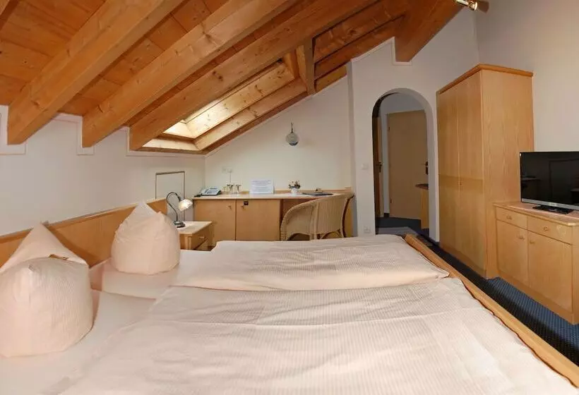 Hotelli Garni Schmideler