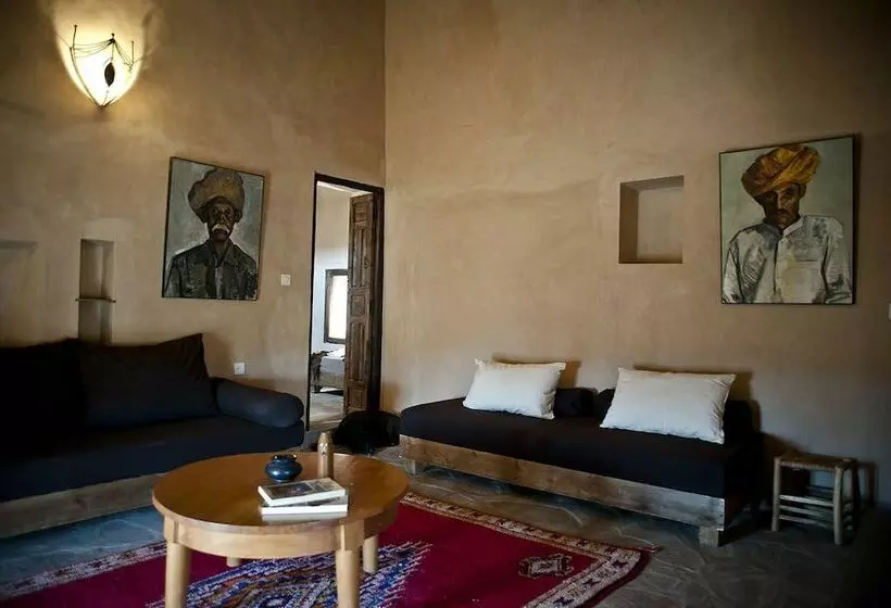 هتل Kasbah Ait Ben Moro