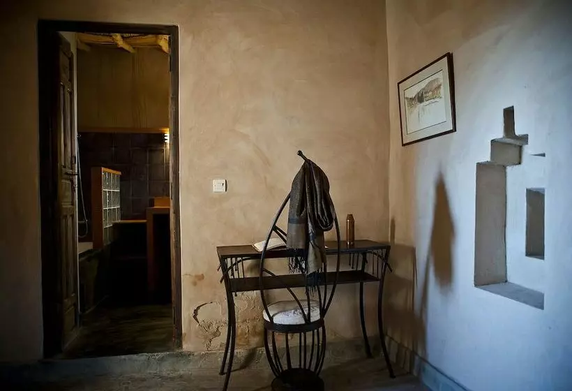 هتل Kasbah Ait Ben Moro