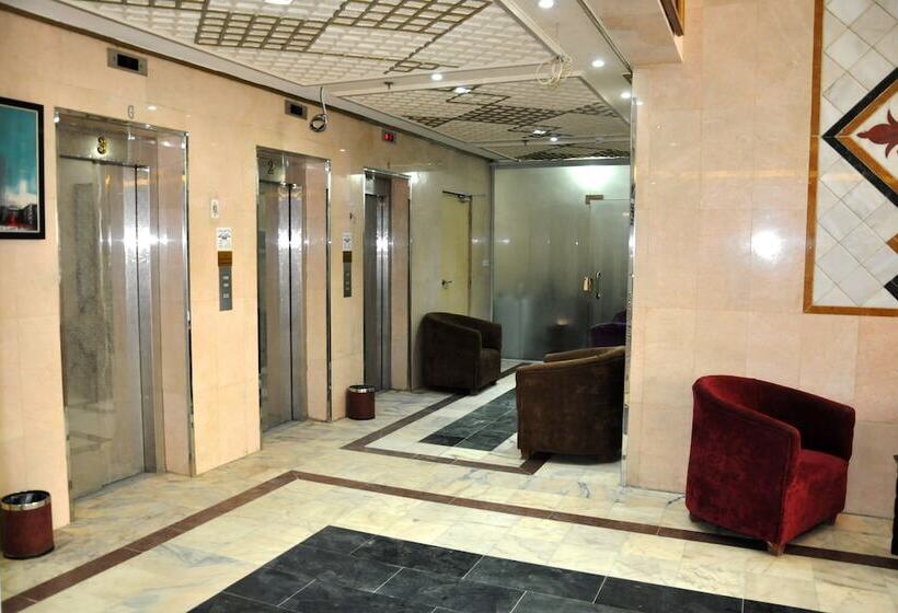 בית מלון כפרי Nour Manazil Alkeram