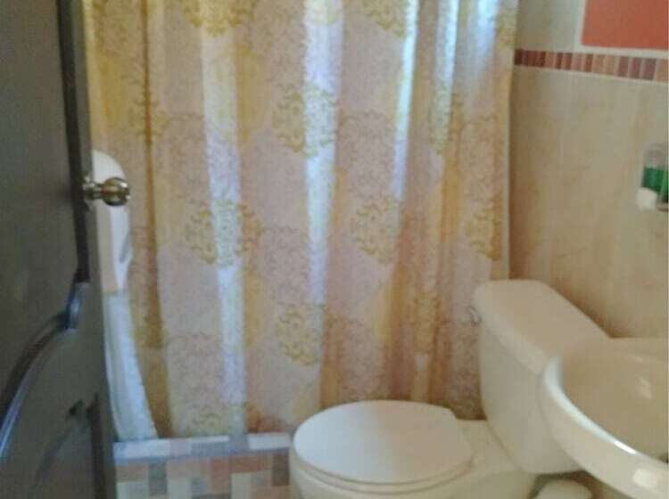 هتل Portal De Occidente