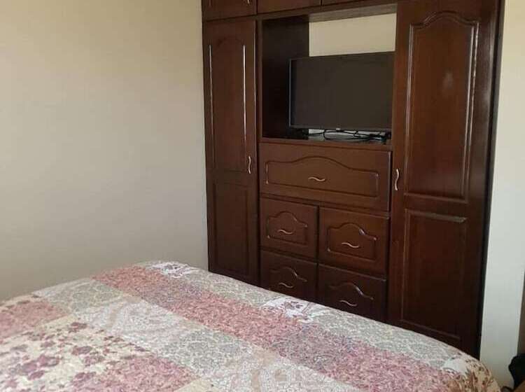 هتل Portal De Occidente