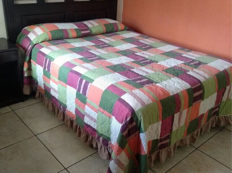 هتل Portal De Occidente