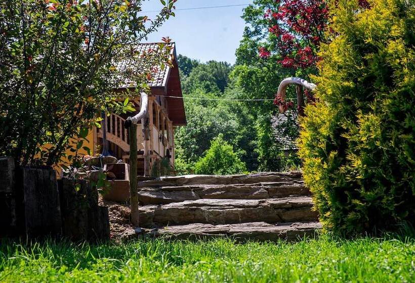 בית מלון כפרי Eden