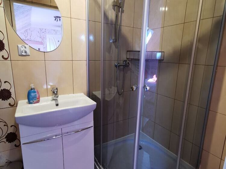 בית מלון כפרי Eden