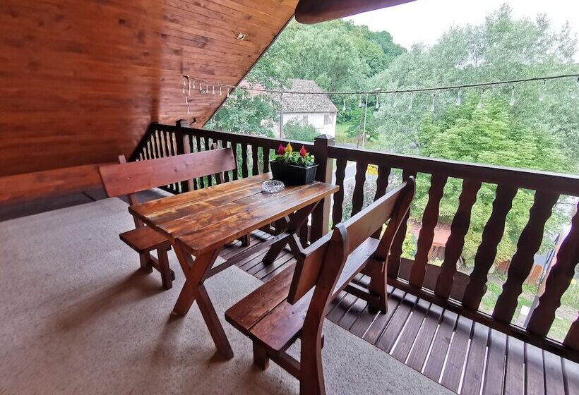 בית מלון כפרי Eden