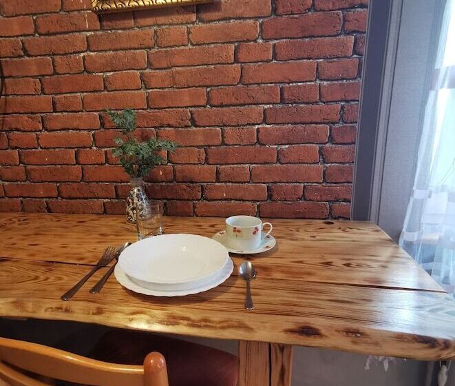 בית מלון כפרי Eden