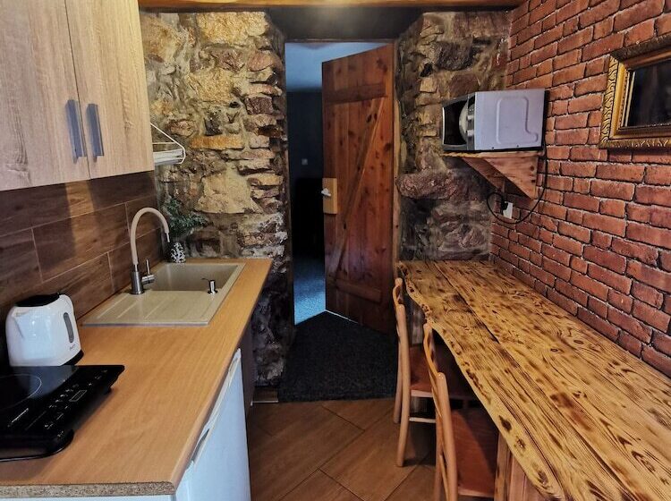 בית מלון כפרי Eden